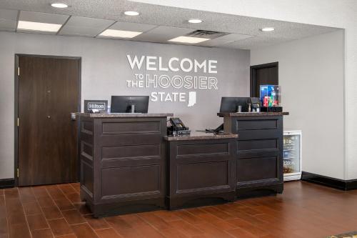 hampton inn elkhart in