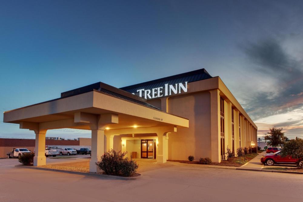 pear tree inn cape girardeau west