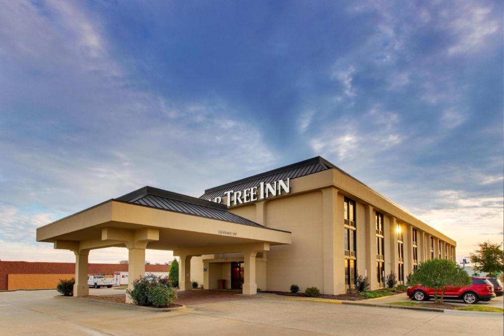 pear tree inn cape girardeau west