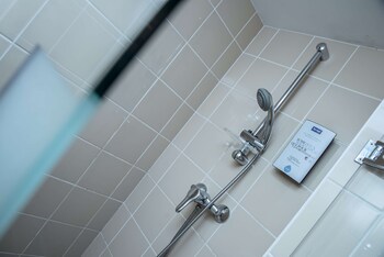 hotel kyriad saint malo ouest dinard