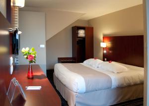 hotel kyriad saint malo ouest dinard