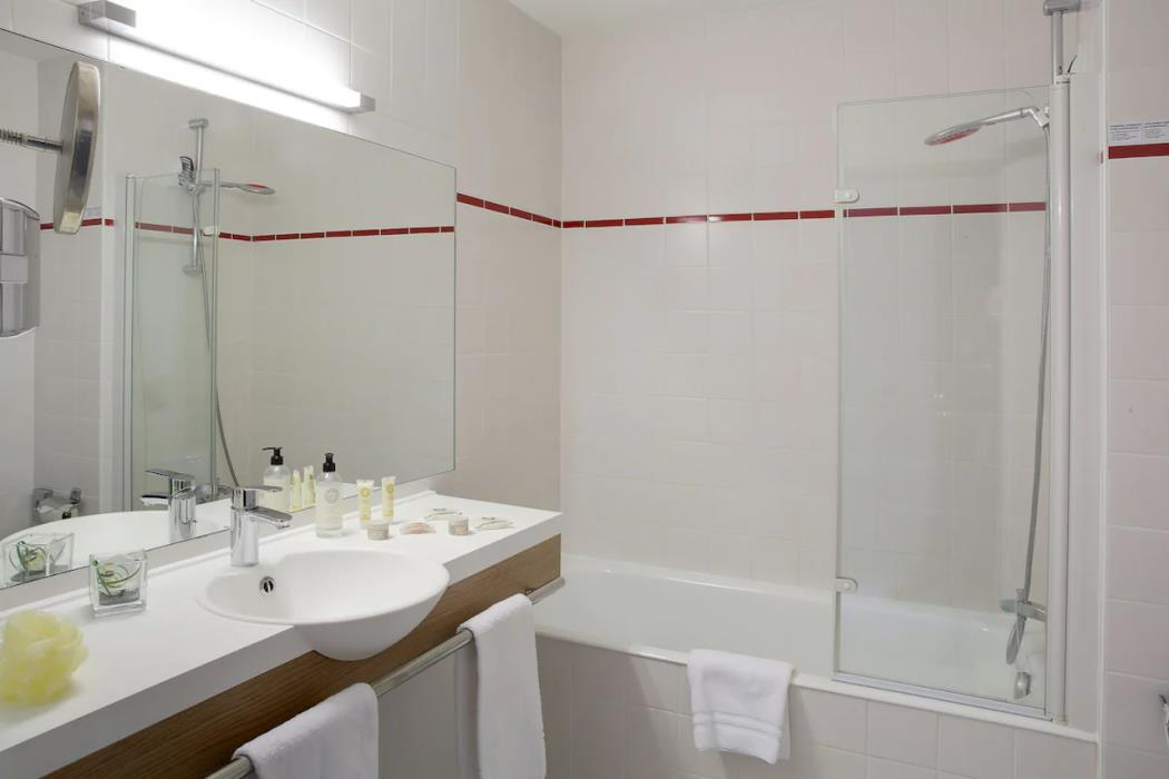 best western les bains de perros guirec hotel et spa