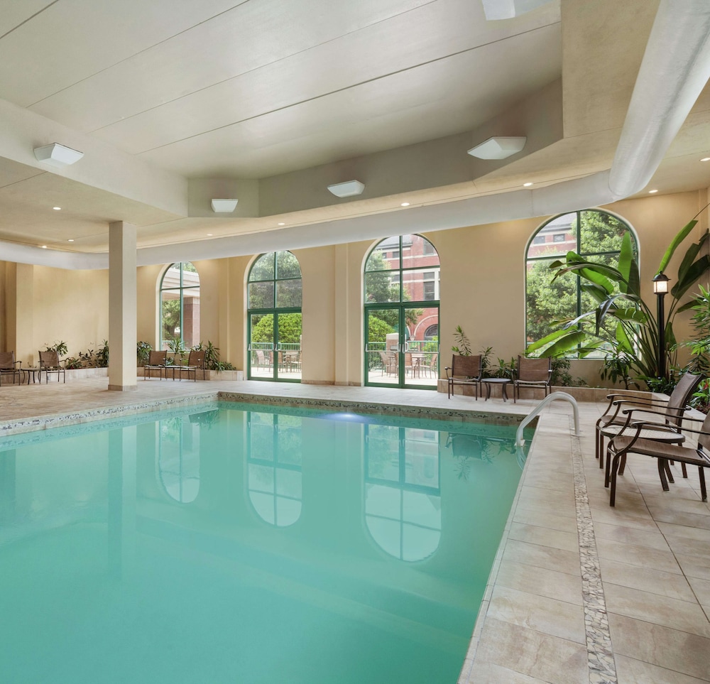 embassy suites by hilton montgomery hotel and conference ctr