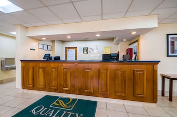 quality inn fredericksburg central park area