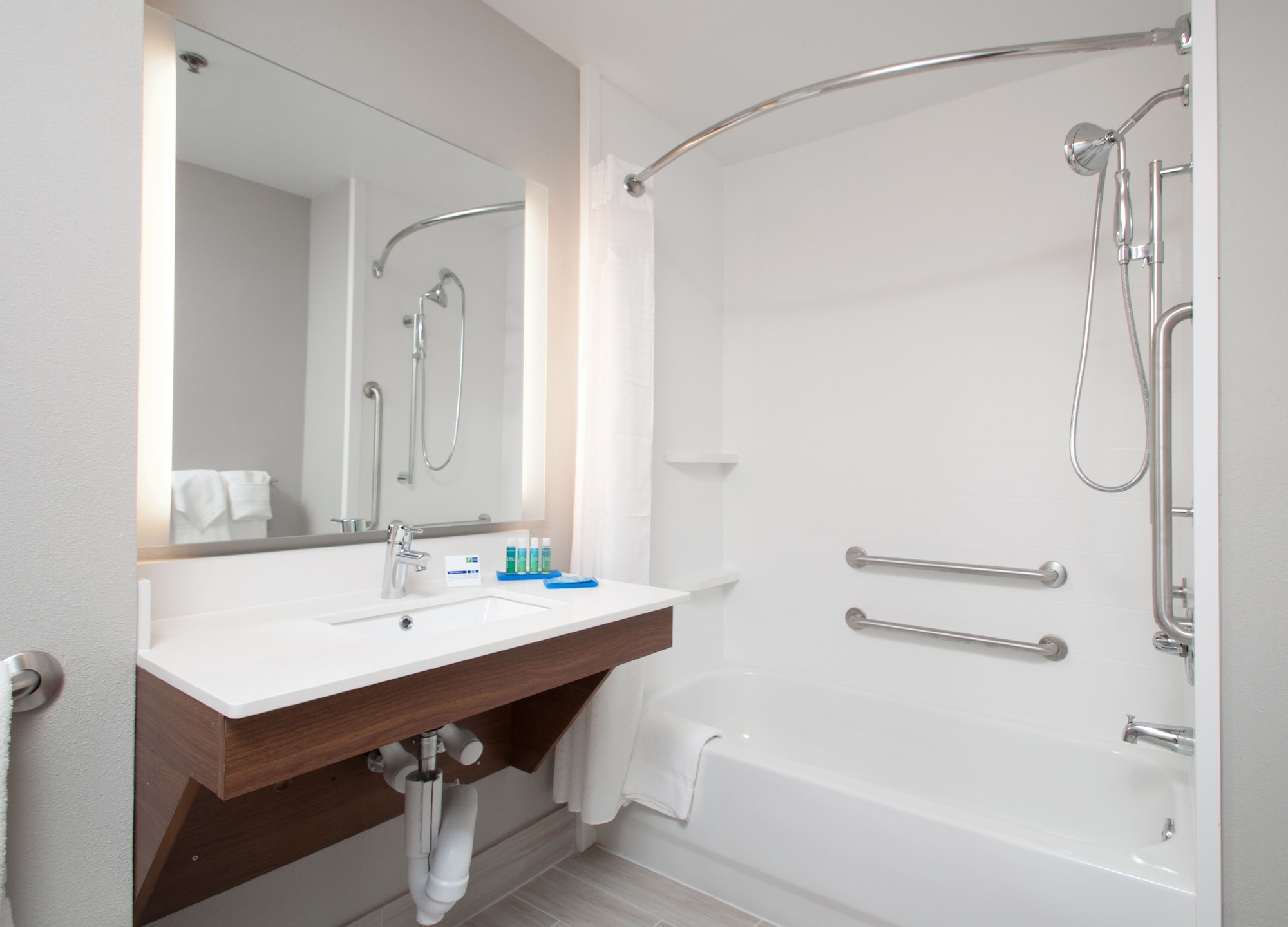 holiday inn express quantico stafford by ihg