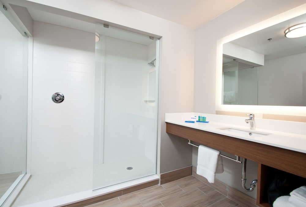 holiday inn express quantico stafford by ihg