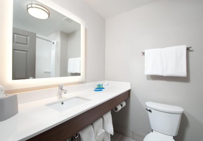 holiday inn express quantico stafford by ihg