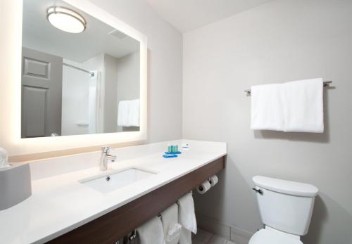 holiday inn express quantico stafford by ihg