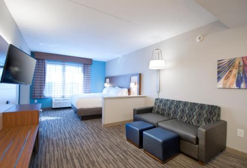 holiday inn express quantico stafford by ihg