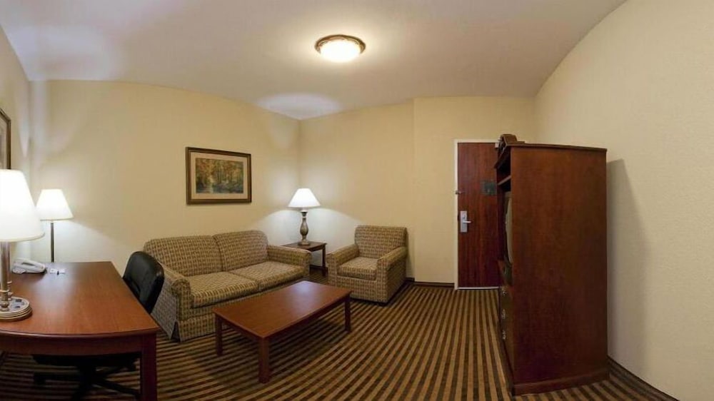 holiday inn express and suites waxahachie by ihg
