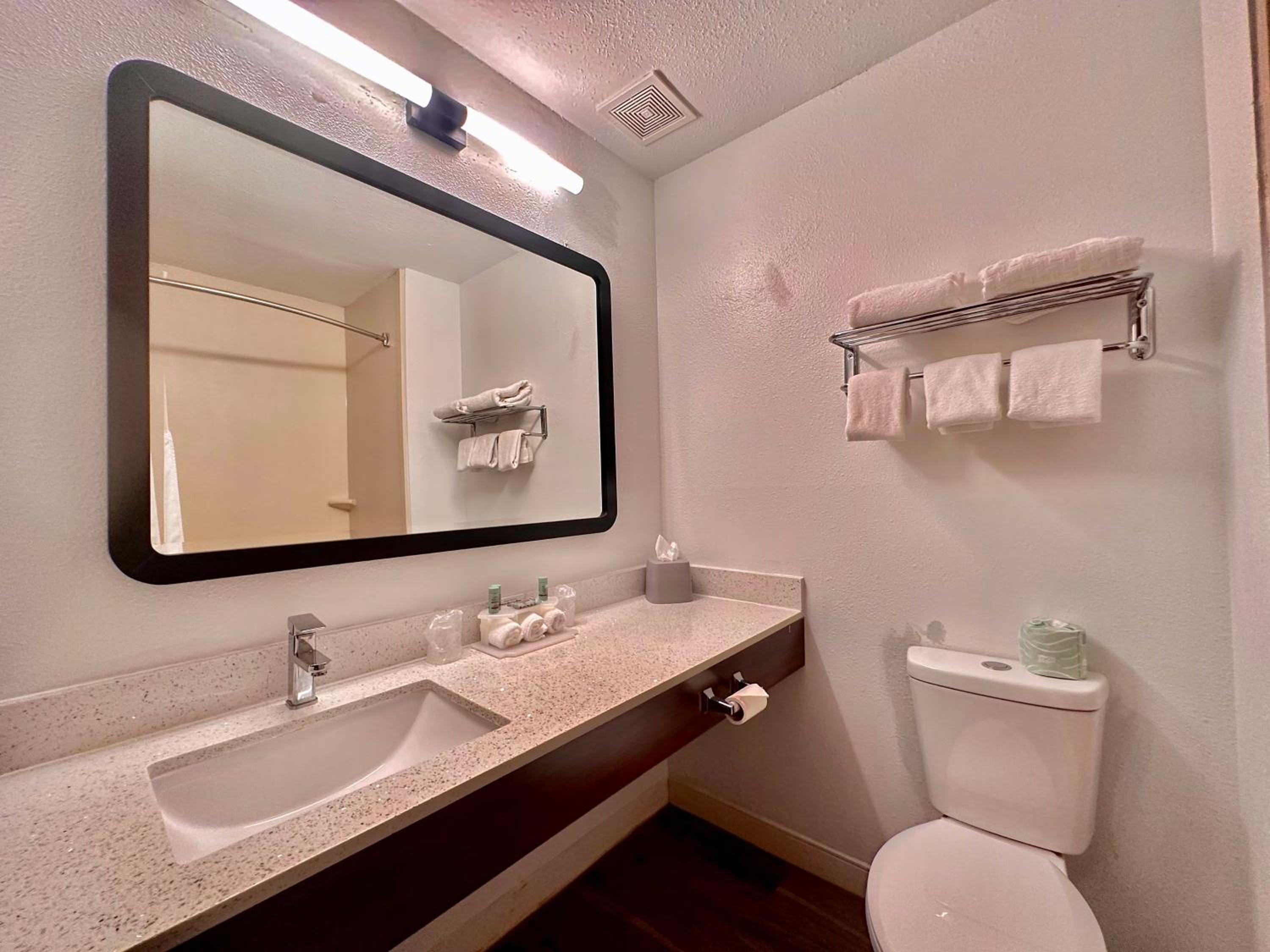 holiday inn express and suites waxahachie by ihg