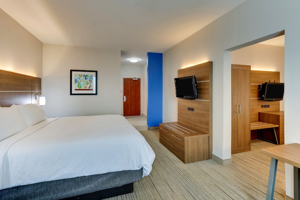 holiday inn express and suites waxahachie by ihg