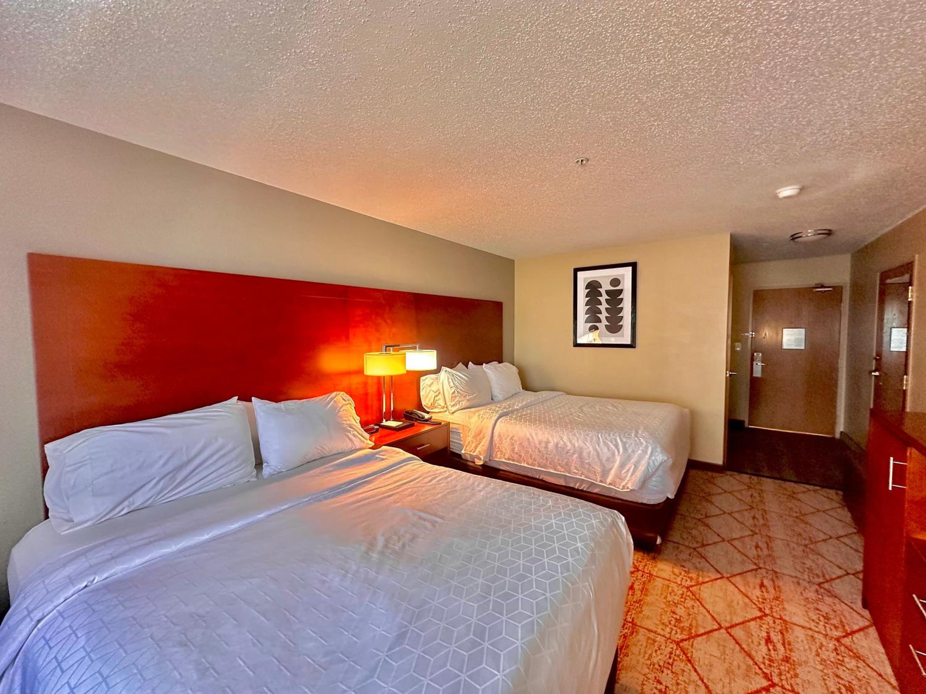 holiday inn express and suites waxahachie by ihg