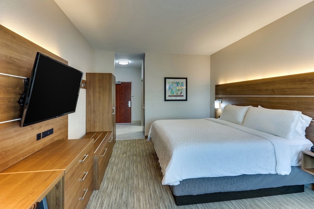 holiday inn express and suites waxahachie by ihg
