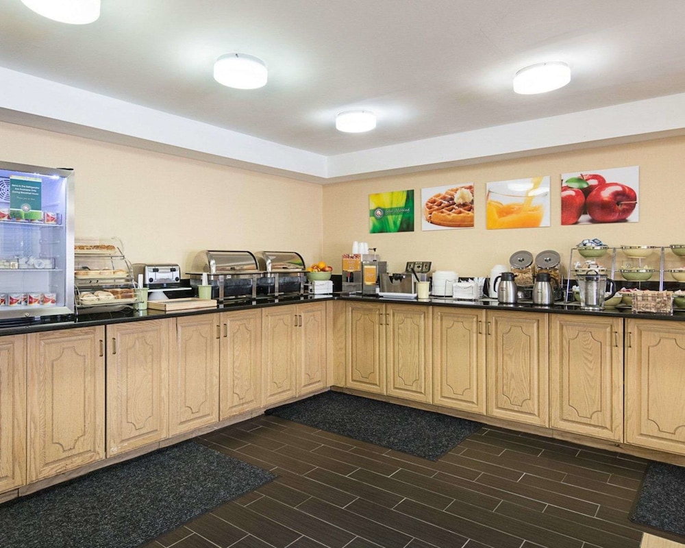 Quality Inn Richmond Airport,Richmond>>Henrico,3 star