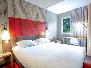 Ibis Brignoles,In A Rural Location,3 star