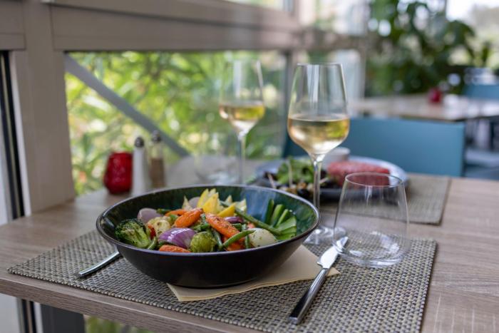 kyriad frejus centre