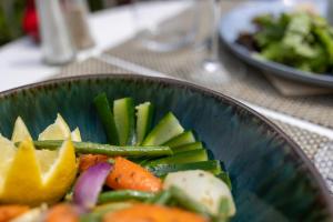 kyriad frejus centre