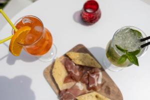 kyriad frejus centre