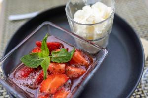 kyriad frejus centre