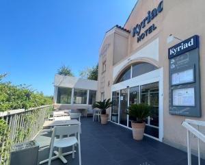 kyriad frejus centre