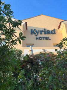 kyriad frejus centre