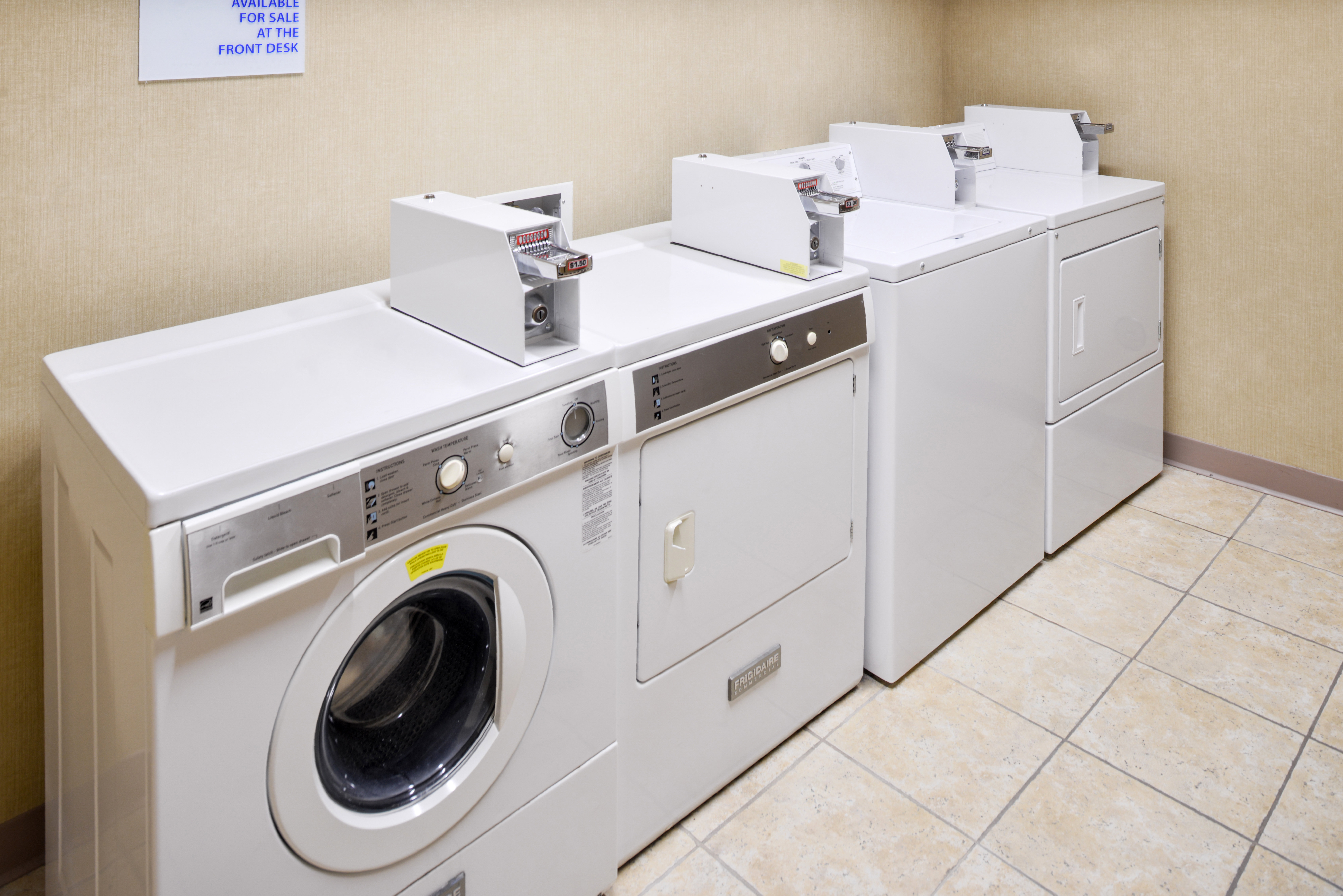 holiday inn express and suites sioux falls at empi