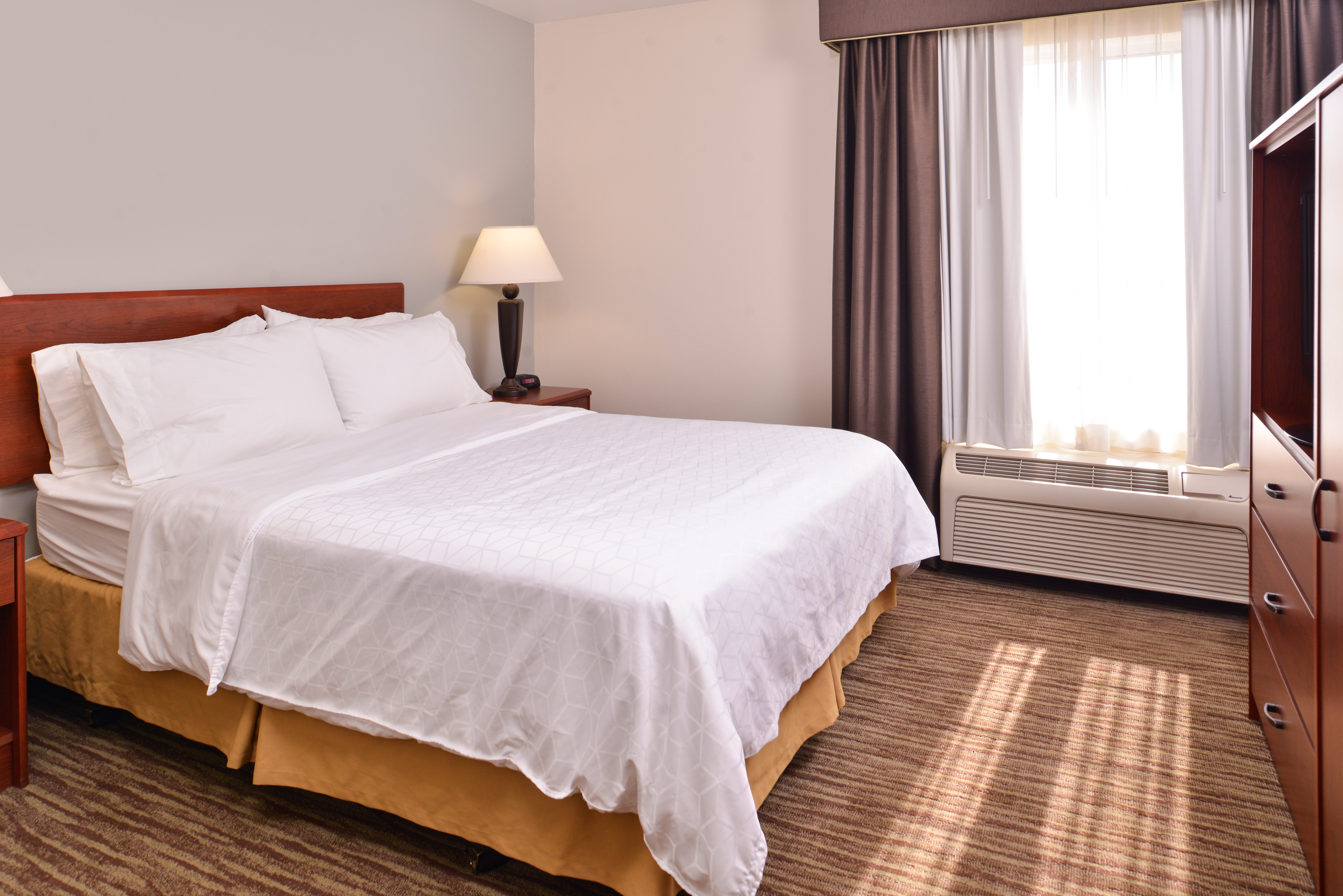 holiday inn express and suites sioux falls at empi