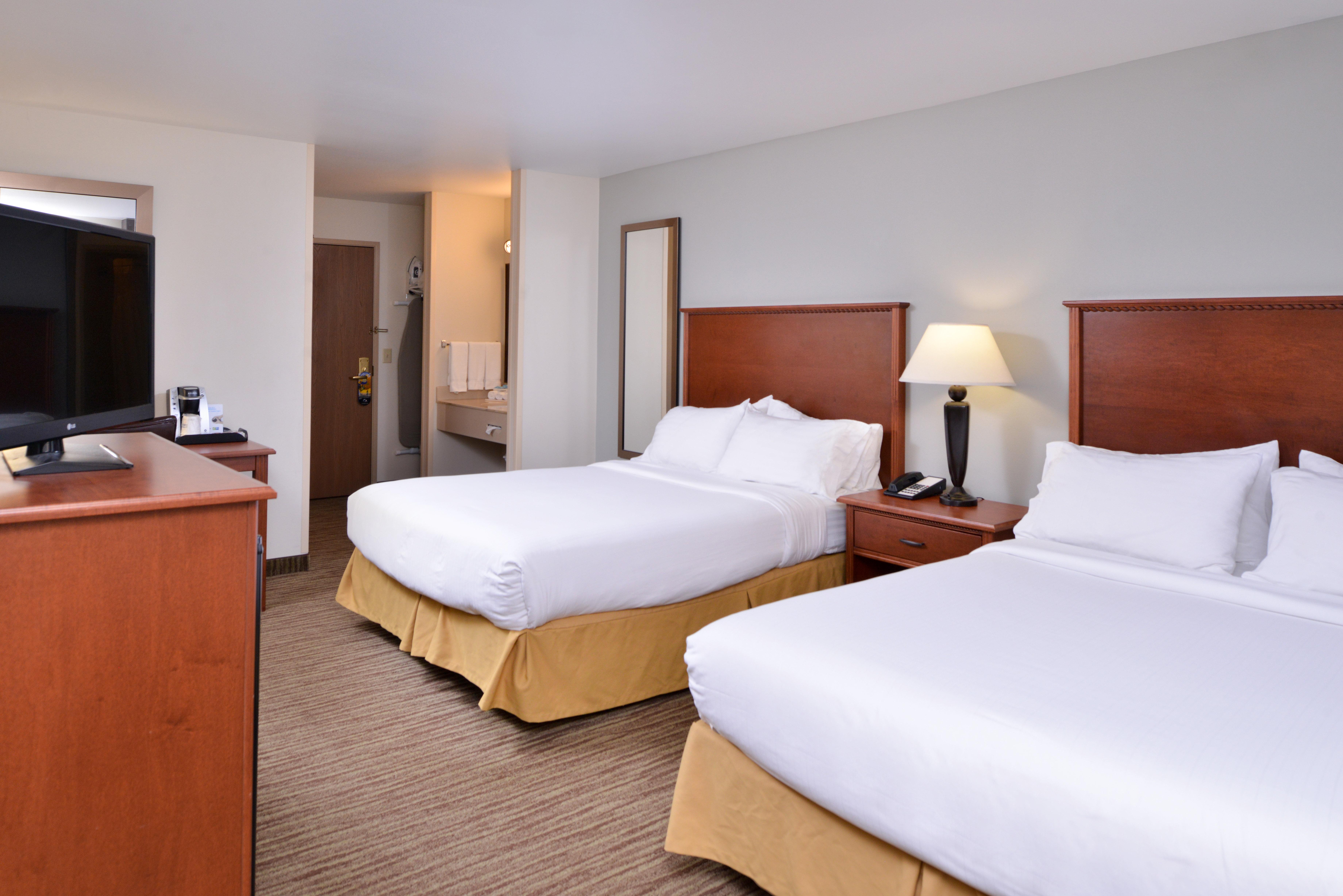 holiday inn express and suites sioux falls at empi