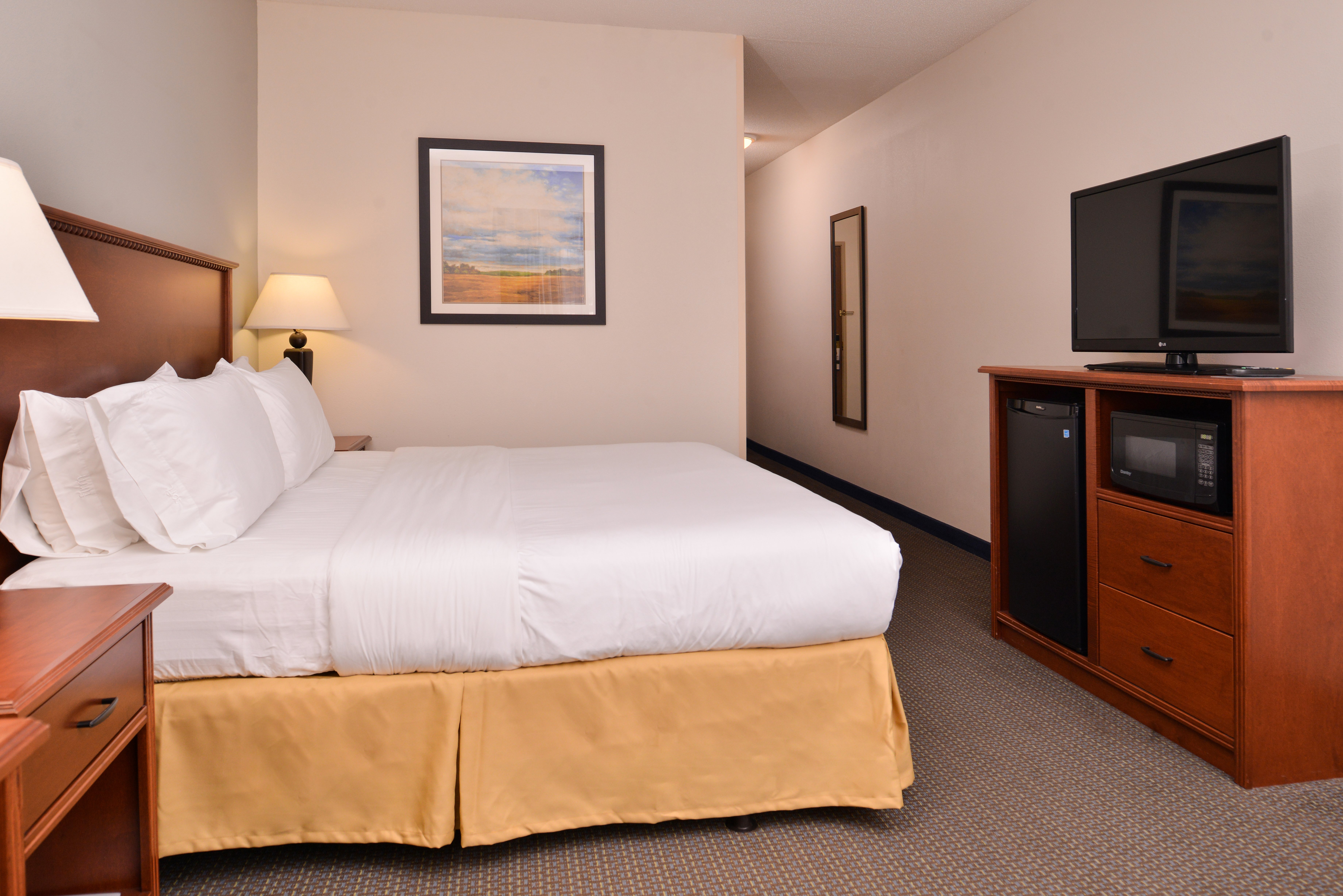 holiday inn express and suites sioux falls at empi
