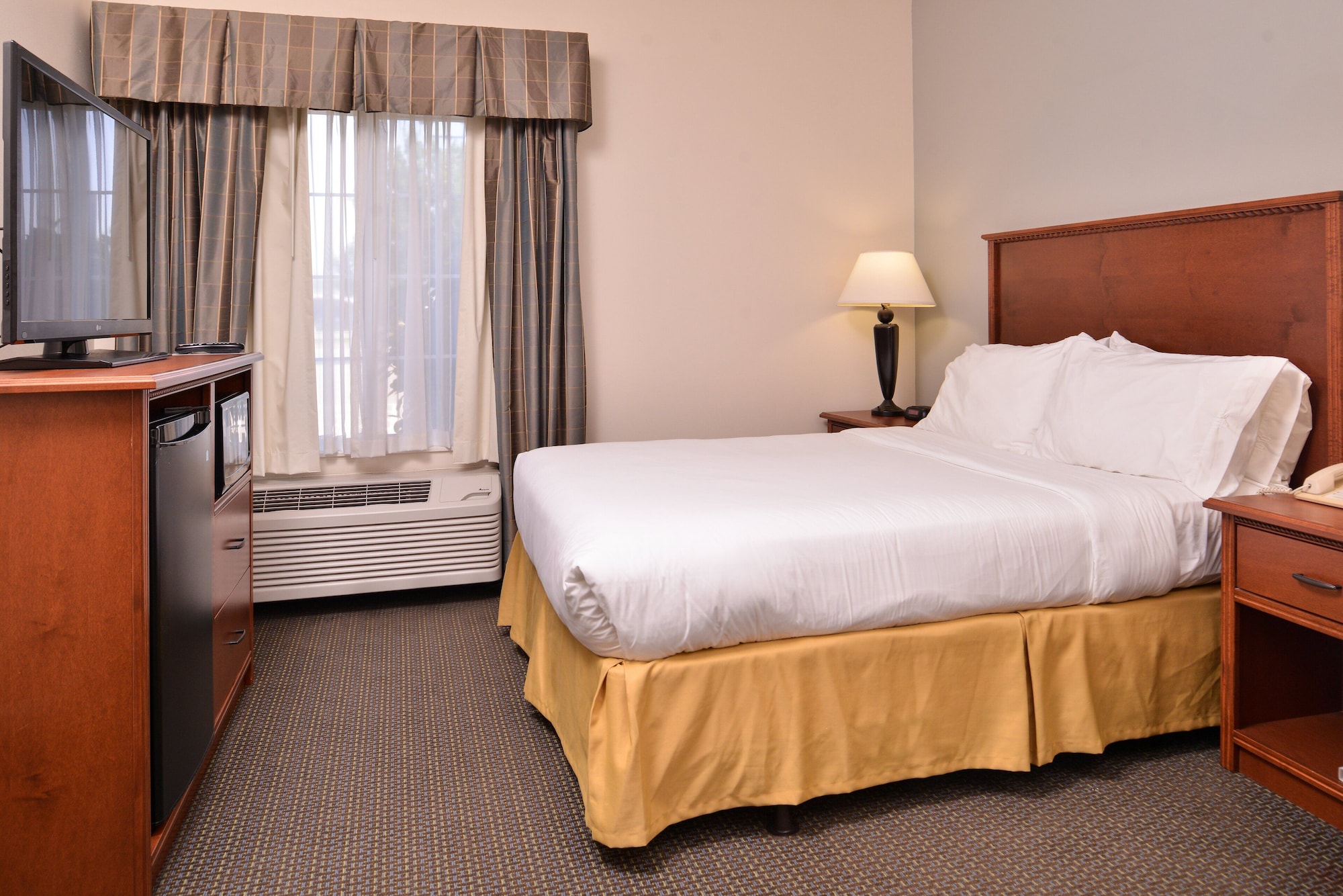 holiday inn express and suites sioux falls at empi