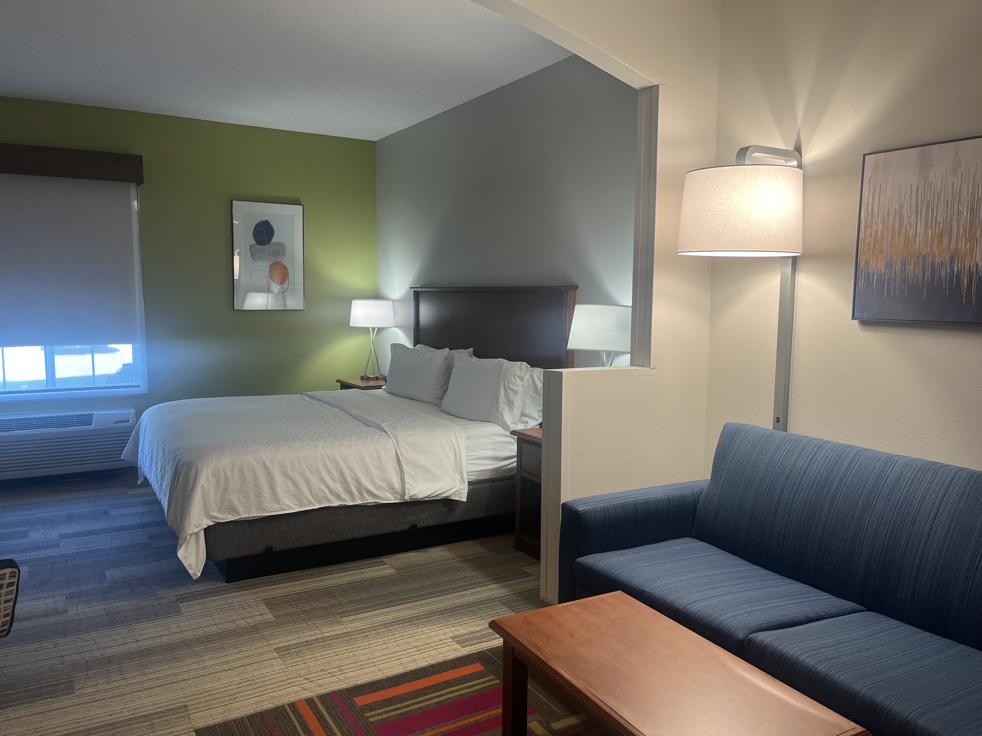 holiday inn express and suites sioux falls at empi