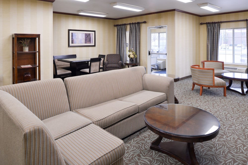 holiday inn express and suites sioux falls at empi