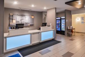 holiday inn express and suites sioux falls at empi