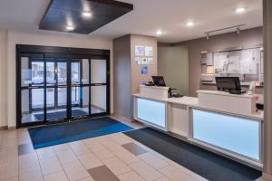 holiday inn express and suites sioux falls at empi