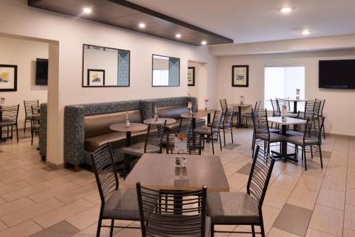 holiday inn express and suites sioux falls at empi