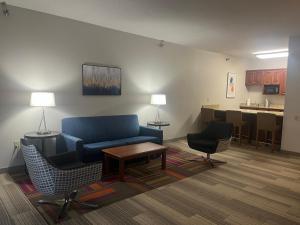 holiday inn express and suites sioux falls at empi
