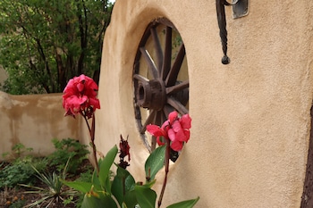 sagebrush inn and suites