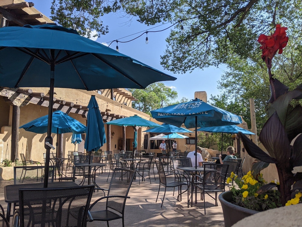 sagebrush inn and suites