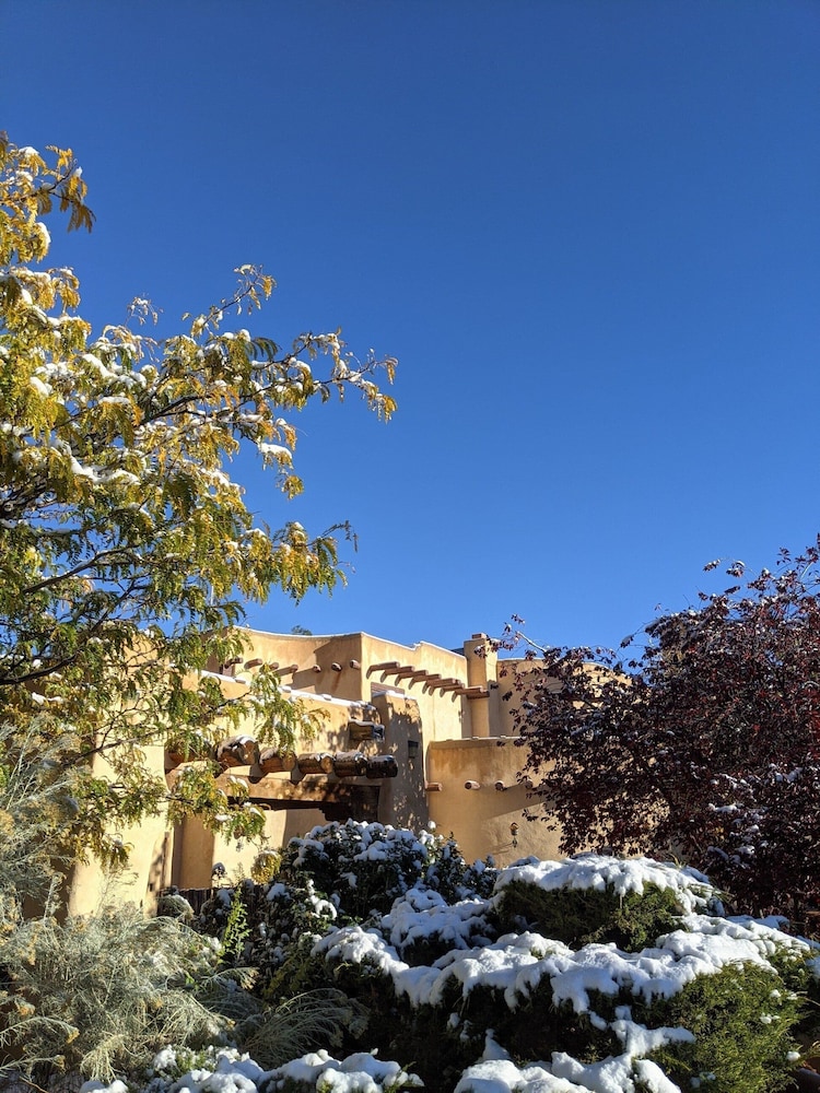 sagebrush inn and suites