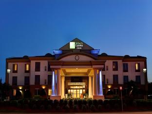 spark by hilton guelph
