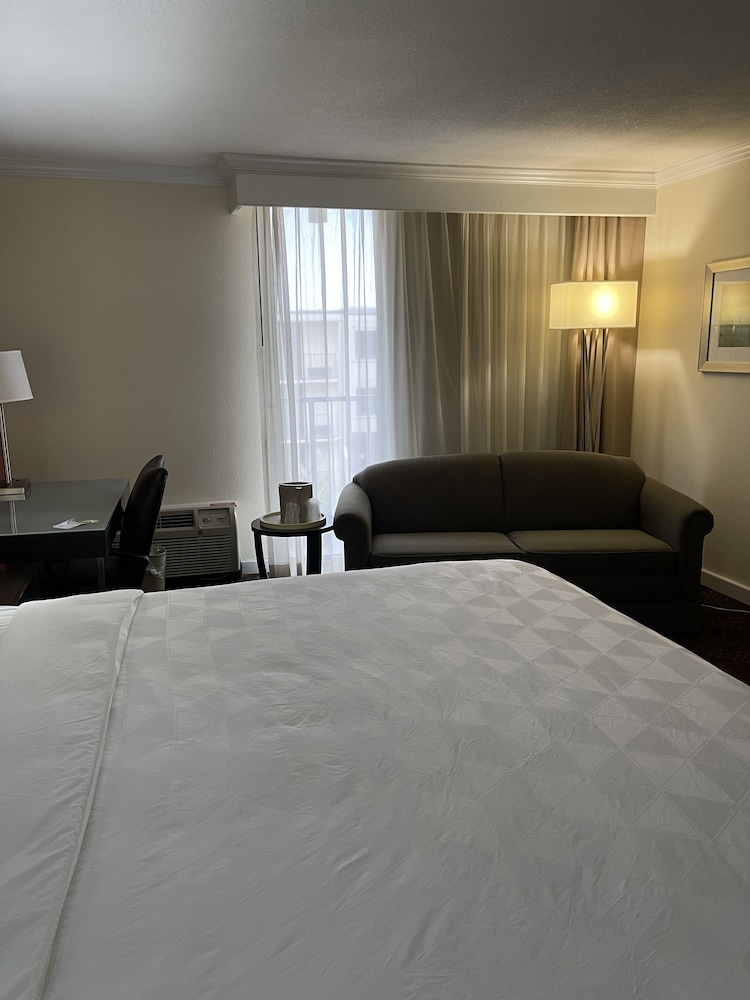 holiday inn tyler conference center by ihg