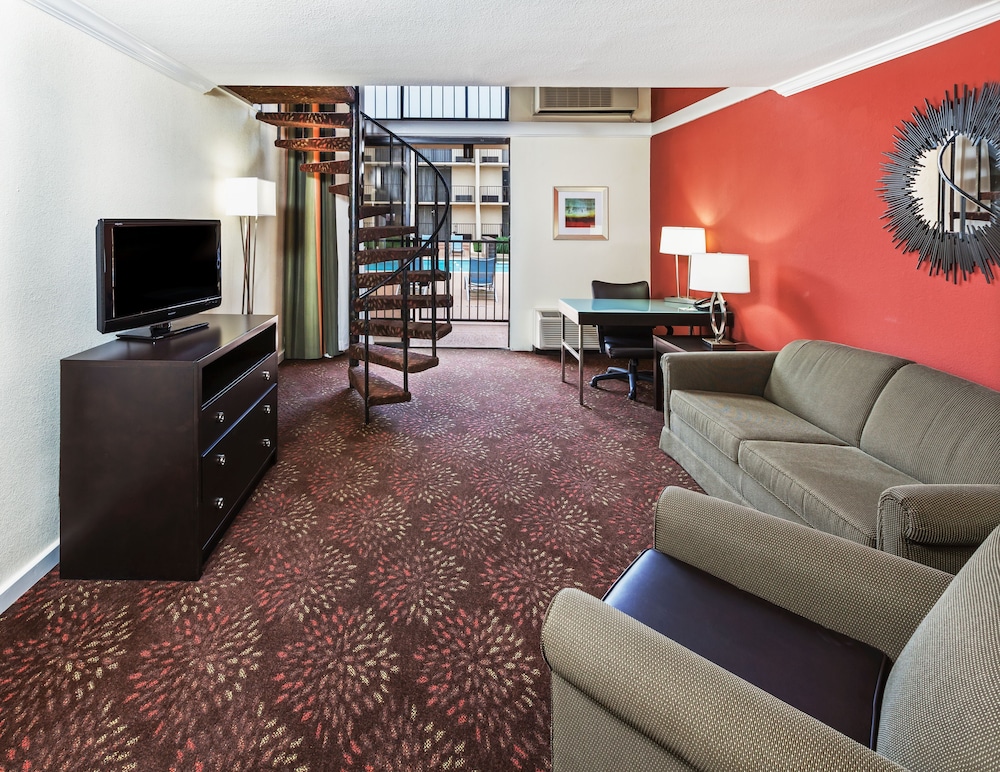 holiday inn tyler conference center by ihg