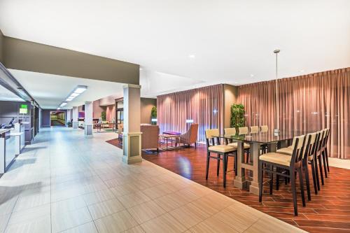 holiday inn tyler conference center by ihg