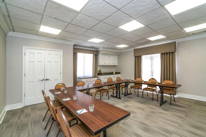 homewood suites by hilton lafayette rossville exit