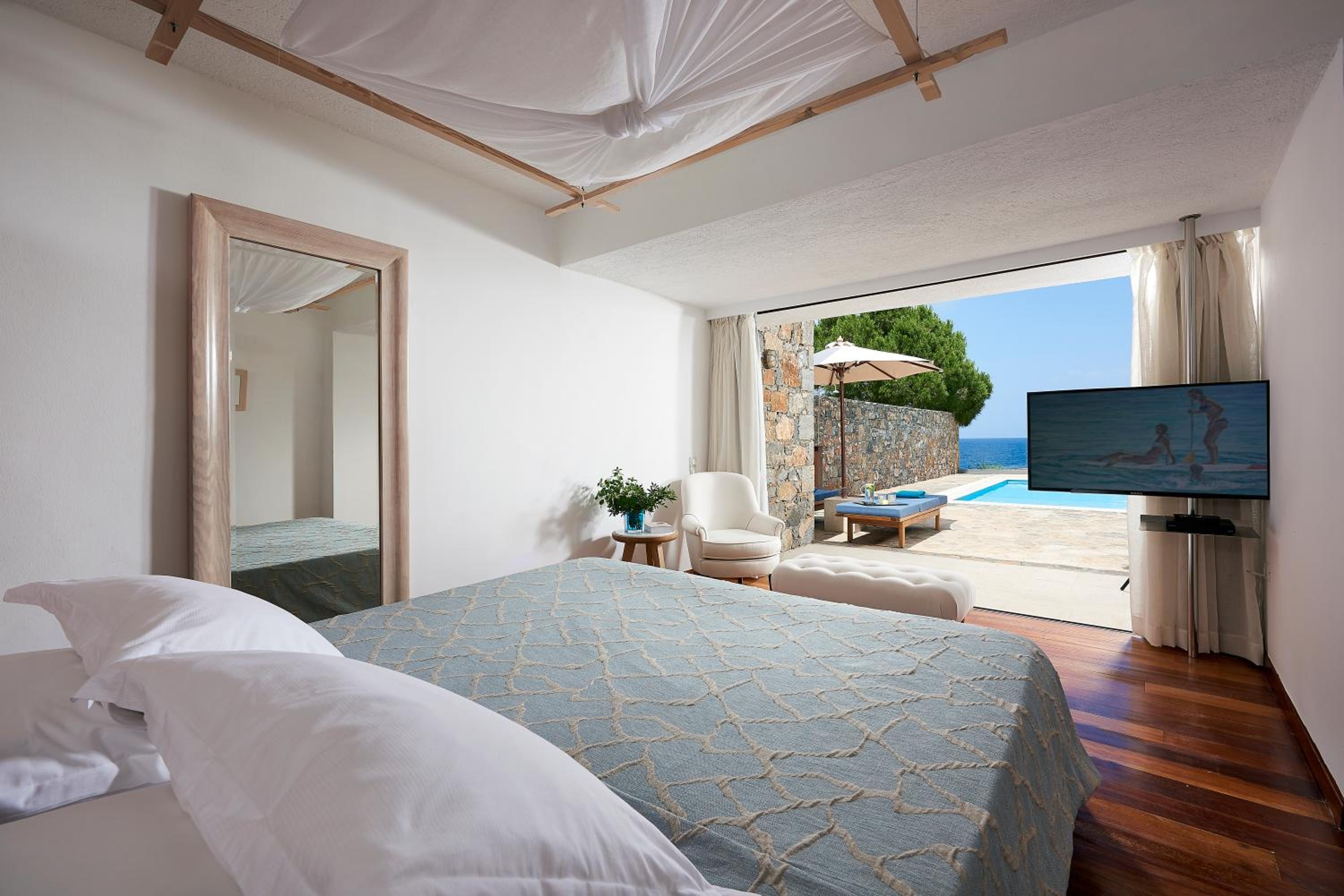 st nicolas bay resort hotel and villas