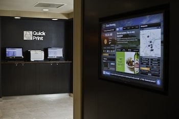 courtyard bowling green convention center