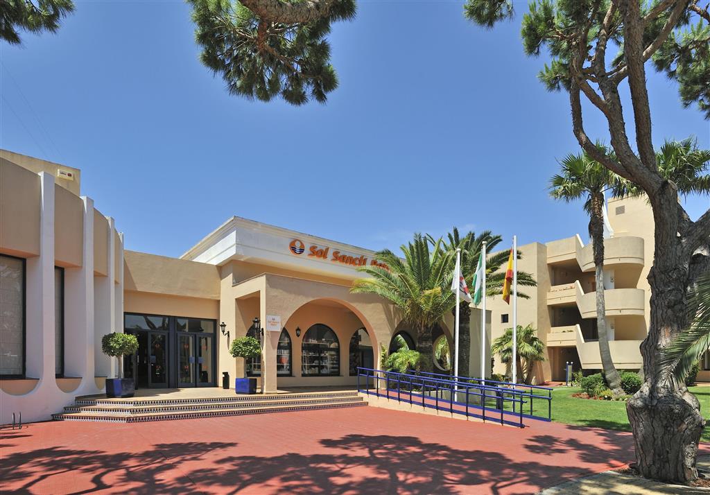 sol sancti petri apartamentos