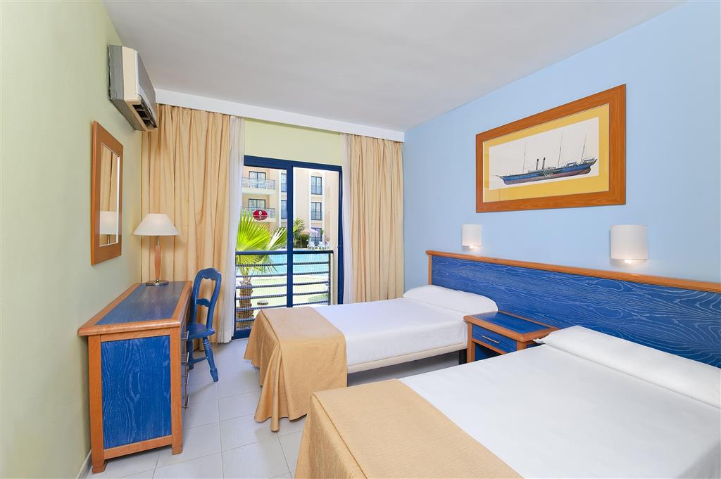 sol sancti petri apartamentos