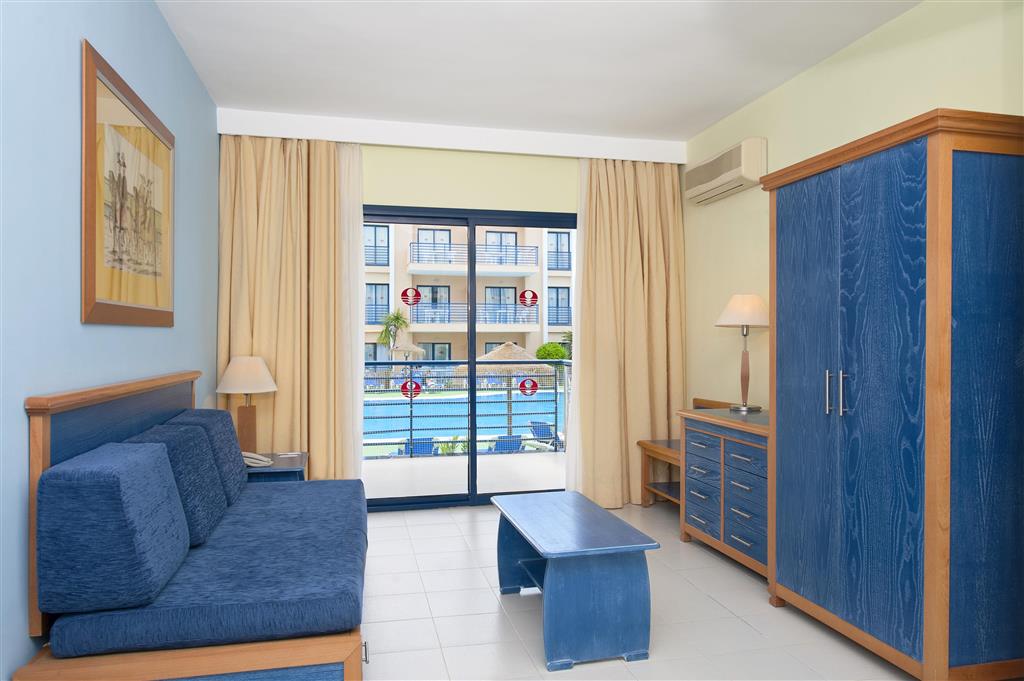 sol sancti petri apartamentos